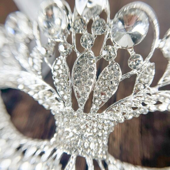 Silver Crystal Rhinestone Masquerade Eye Mask, Bridal Wedding Mask, Ball Party - Picture 2 of 5